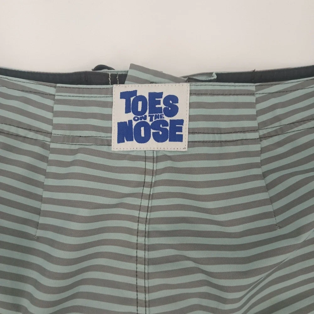 Toes on the Nose Mens Striped Board Shorts Grey Blue Size 36 Swim Trunks Pocket‎